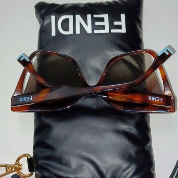*NWT* Fendi FE40010U WAY 53F Havana Brown Gradient Butterfly 🦋 Sunglasses - Picture 6 of 8